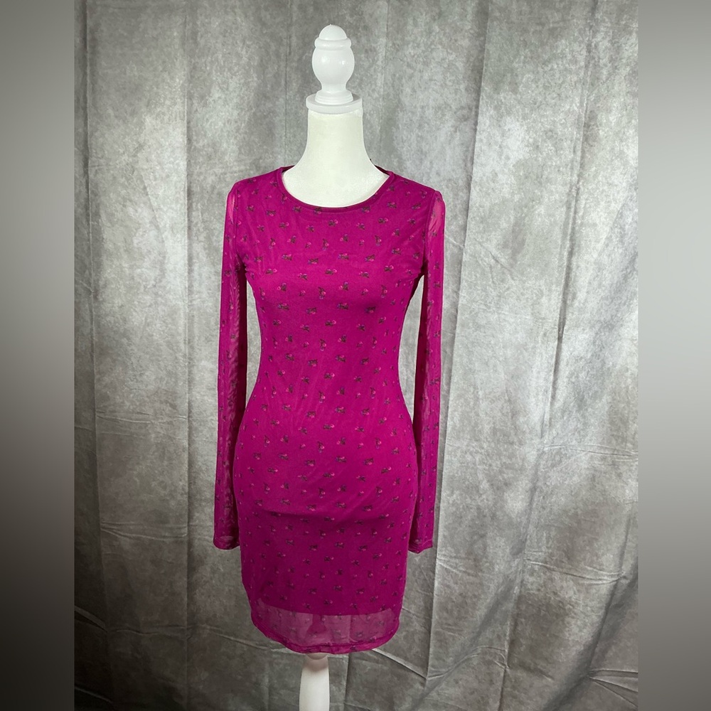 Forever 21 Fuchsia Long Sleeve Dress
